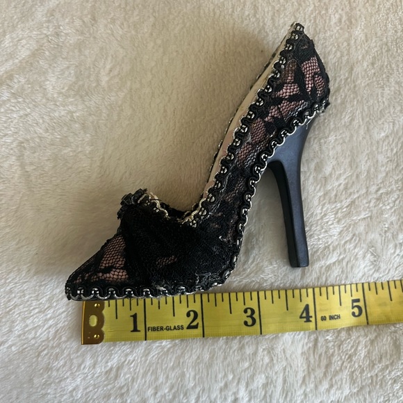 Elegant Black‎ and Pink Lace Shoe Ring Holder with 7 Compartments - Picture 7 of 7